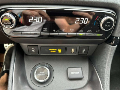 Toyota Yaris Vorführwagen