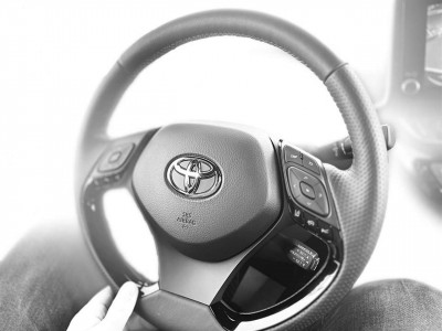 Toyota C-HR Gebrauchtwagen