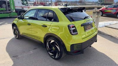 Abarth 600e Neuwagen Abarth 600e Neuwagen
