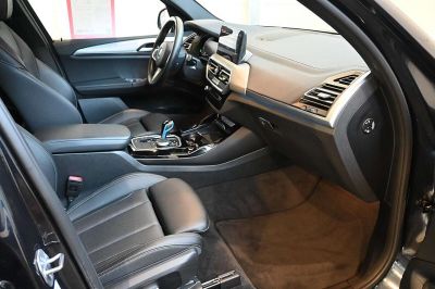 BMW iX3 Gebrauchtwagen