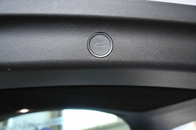Tesla Model Y Gebrauchtwagen Tesla Model Y Gebrauchtwagen