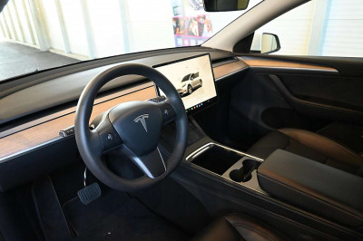 Tesla Model Y Gebrauchtwagen Tesla Model Y Gebrauchtwagen