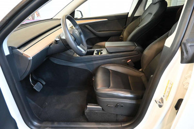 Tesla Model Y Gebrauchtwagen Tesla Model Y Gebrauchtwagen