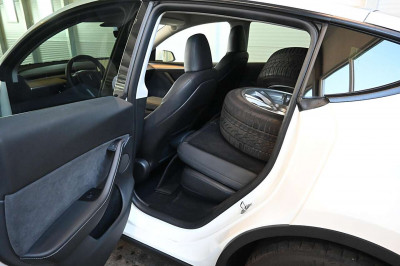 Tesla Model Y Gebrauchtwagen Tesla Model Y Gebrauchtwagen