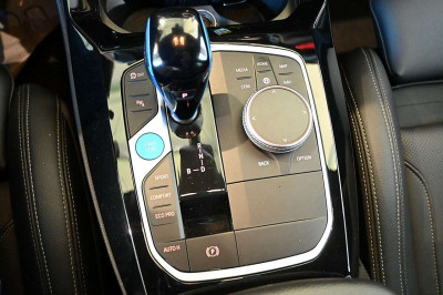 BMW iX3 Gebrauchtwagen