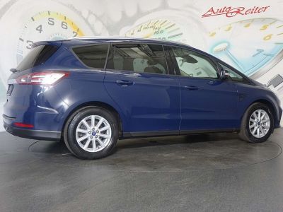 Ford S-MAX Gebrauchtwagen