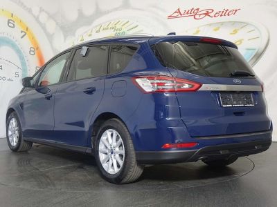 Ford S-MAX Gebrauchtwagen