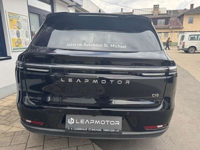 Leapmotor C10 Vorführwagen