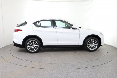 Alfa Romeo Stelvio Gebrauchtwagen