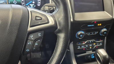 Ford S-MAX Gebrauchtwagen