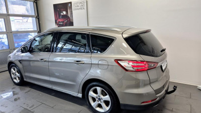 Ford S-MAX Gebrauchtwagen