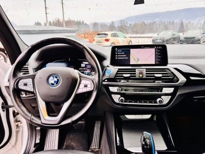 BMW iX3 Gebrauchtwagen