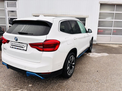 BMW iX3 Gebrauchtwagen