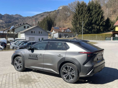 Toyota bZ4X Vorführwagen