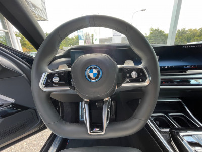 BMW iX Gebrauchtwagen