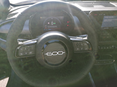 Fiat 600e Neuwagen Fiat 600e Neuwagen