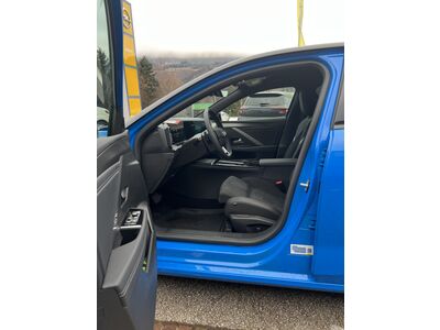 Opel Astra Vorführwagen