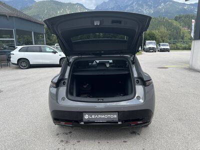Leapmotor B05 Vorführwagen