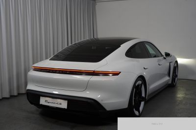 Porsche Taycan Gebrauchtwagen