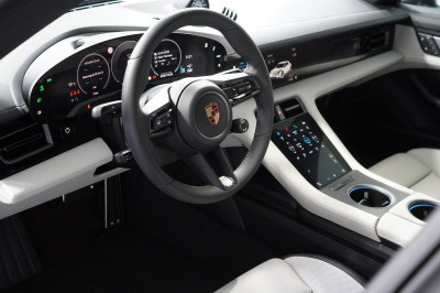 Porsche Taycan Gebrauchtwagen