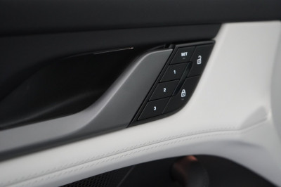 Porsche Taycan Gebrauchtwagen