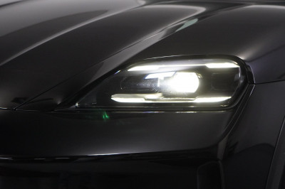 Porsche Taycan Gebrauchtwagen