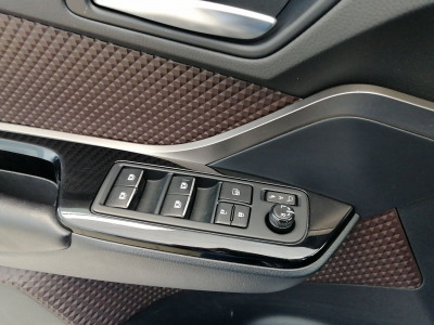 Toyota C-HR Gebrauchtwagen