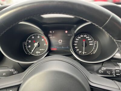 Alfa Romeo Stelvio Gebrauchtwagen