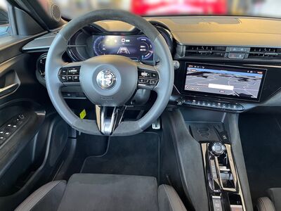 Alfa Romeo Junior Vorführwagen