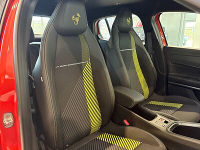 Abarth 600e Neuwagen Abarth 600e Neuwagen