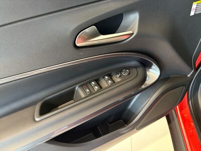 Abarth 600e Neuwagen Abarth 600e Neuwagen