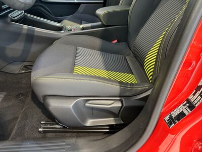 Abarth 600e Neuwagen Abarth 600e Neuwagen