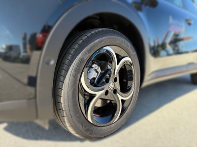 Alfa Romeo Junior Vorführwagen