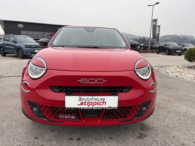 Fiat 600 Vorführwagen Fiat 600 Vorführwagen