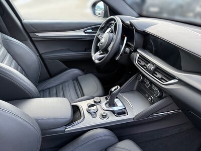 Alfa Romeo Stelvio Neuwagen