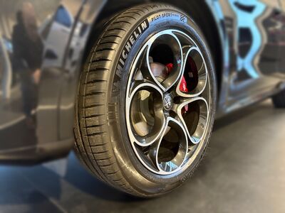 Alfa Romeo Stelvio Neuwagen