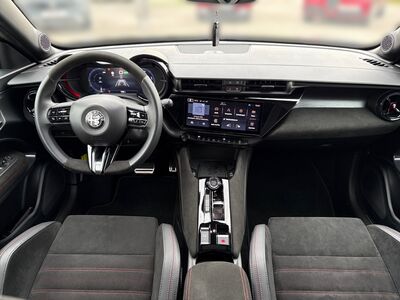 Alfa Romeo Junior Vorführwagen