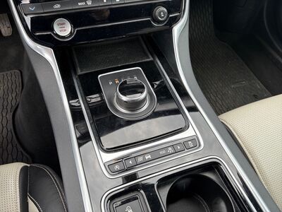 Jaguar XF Gebrauchtwagen