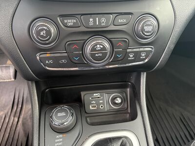 Jeep Cherokee Gebrauchtwagen Jeep Cherokee Gebrauchtwagen