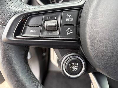 Alfa Romeo Stelvio Gebrauchtwagen Alfa Romeo Stelvio Gebrauchtwagen