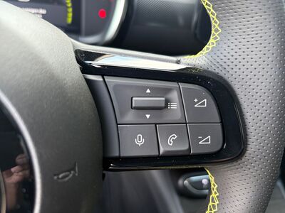 Abarth 600e Neuwagen Abarth 600e Neuwagen
