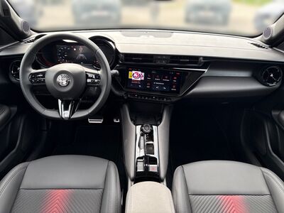 Alfa Romeo Junior Vorführwagen
