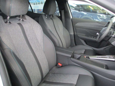 Peugeot 408 Jahreswagen Peugeot 408 Jahreswagen