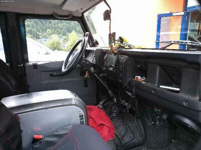 Land Rover Defender Gebrauchtwagen