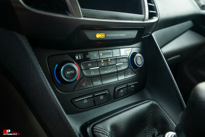 Ford Tourneo Connect Gebrauchtwagen Ford Tourneo Connect Gebrauchtwagen