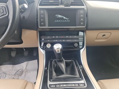 Jaguar XE Gebrauchtwagen