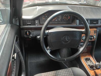 Mercedes-Benz E-Klasse Oldtimer