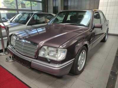 Mercedes-Benz E-Klasse Oldtimer