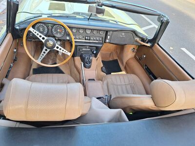 Jaguar E-Pace Oldtimer