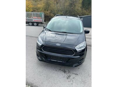 Ford Tourneo Courier Gebrauchtwagen